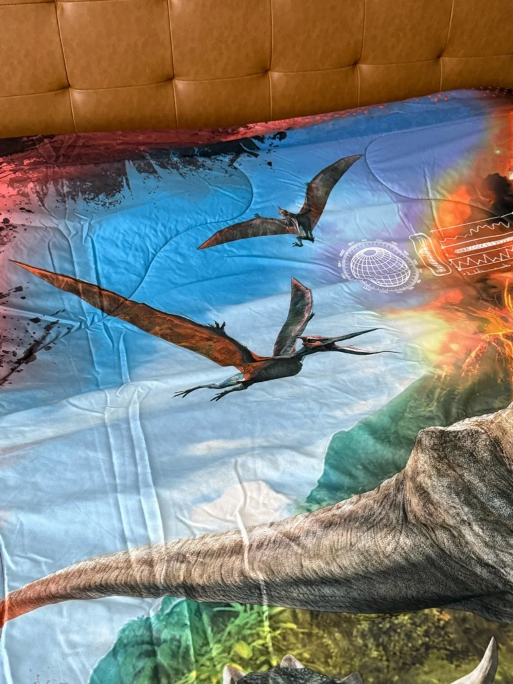 Jurassic Dinosaur Printed Comforter - Multicolor With Sheet set. Reversible.